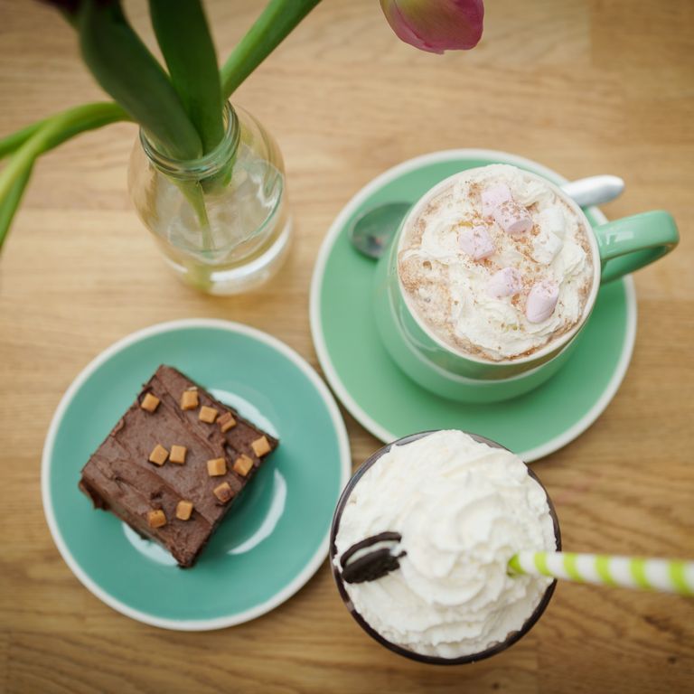 Fieldhouse Hot Chocolate and Brownie